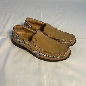 Vionic Earl Slip On Loafer Shoes, size 10.